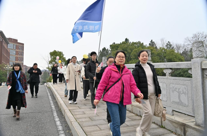 ccd15ab85c5748d0aaab8c6a8e6b4884.png ccd15ab85c5748d0aaab8c6a8e6b4884.png